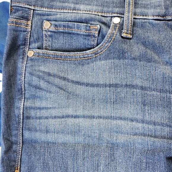 Torrid EUC Women's Plus Size 18 Short Sky High Skinny Premium Stretch Dark Jean - Picture 11 of 12